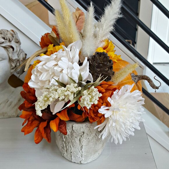 NEW! EXQUISITE FARMHOUSE BOHO Pumpkin FLORAL DECOR - Picture 4 of 5
